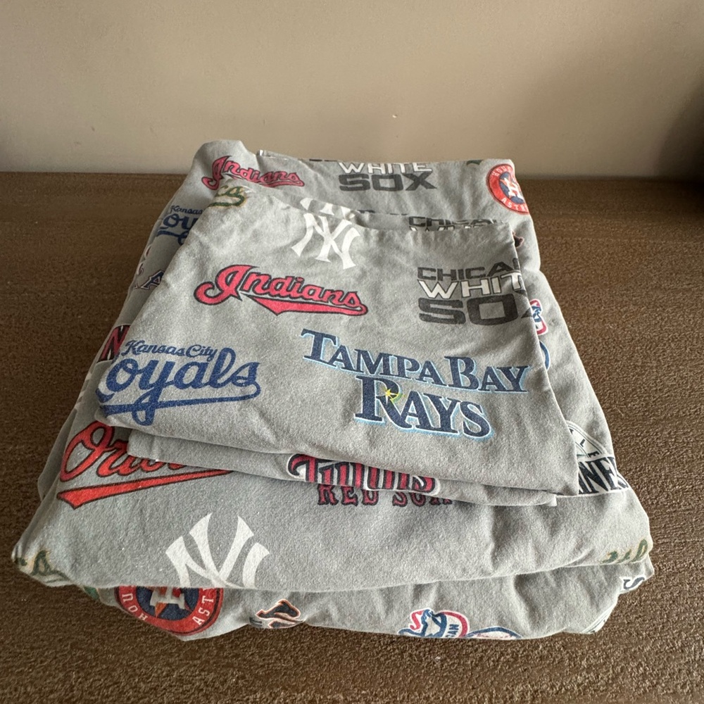 Pottery Barn Teen MLB Logo Bedding Set - Gray